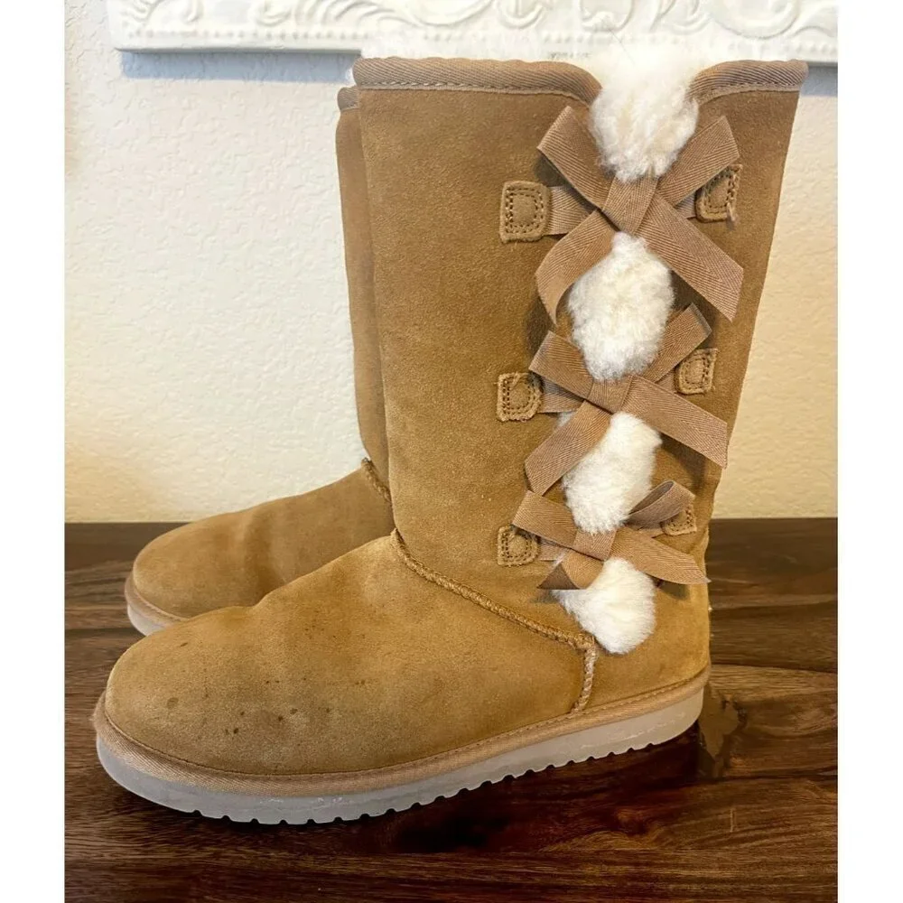 Koolaburra Uggs Calf High Boot Size 10 Boots side Bows Camel Brown sherpa lined